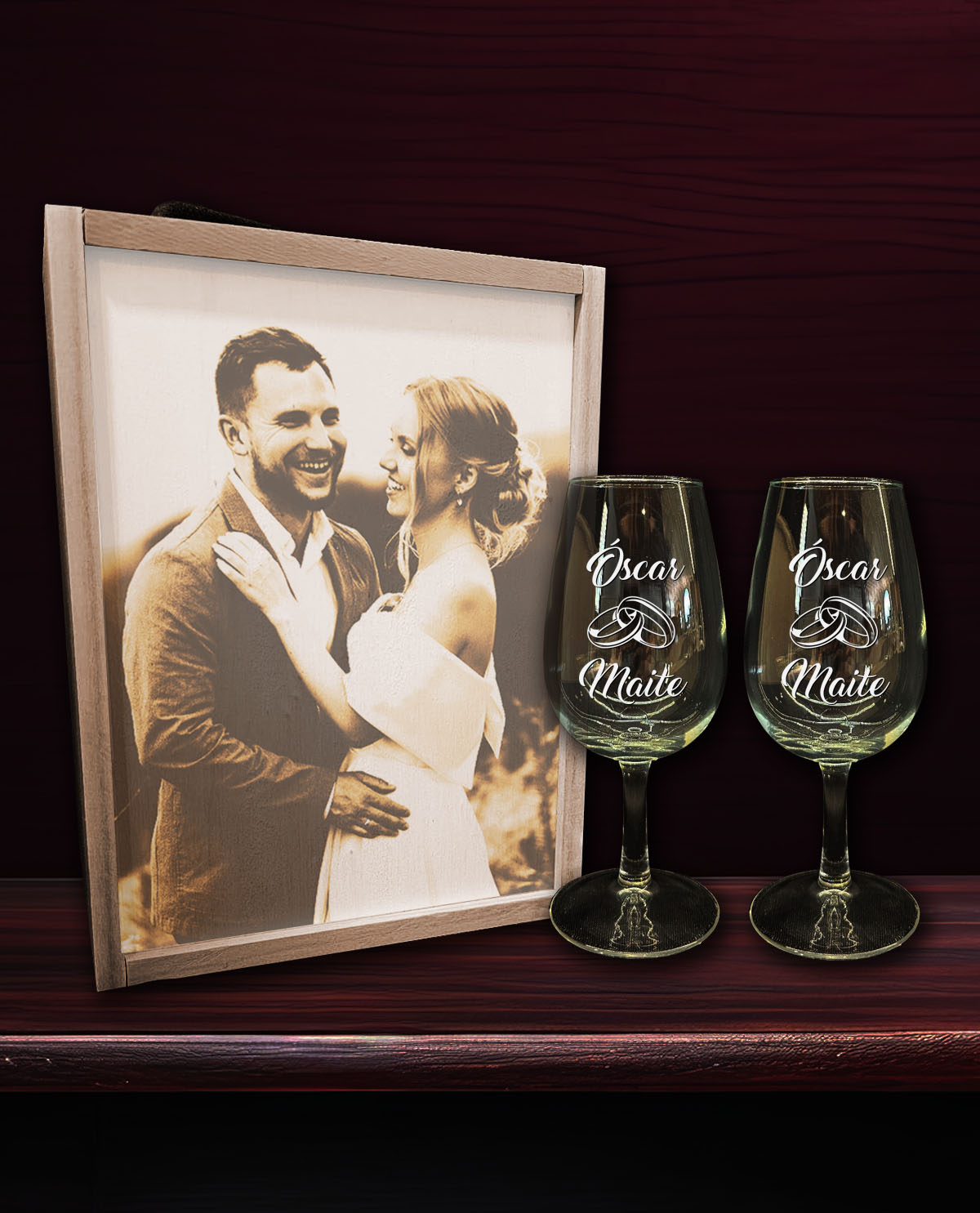 Caja de madera con 2 Catavinos Personalizados Diseño Alianzas para Bodas