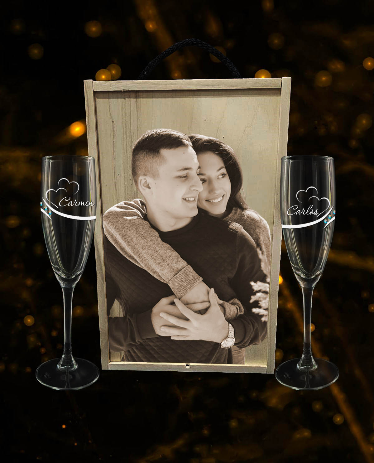 Caja con 2 Copas de Cava personalizadas Colección Exclusive con Corazones y Brillantes