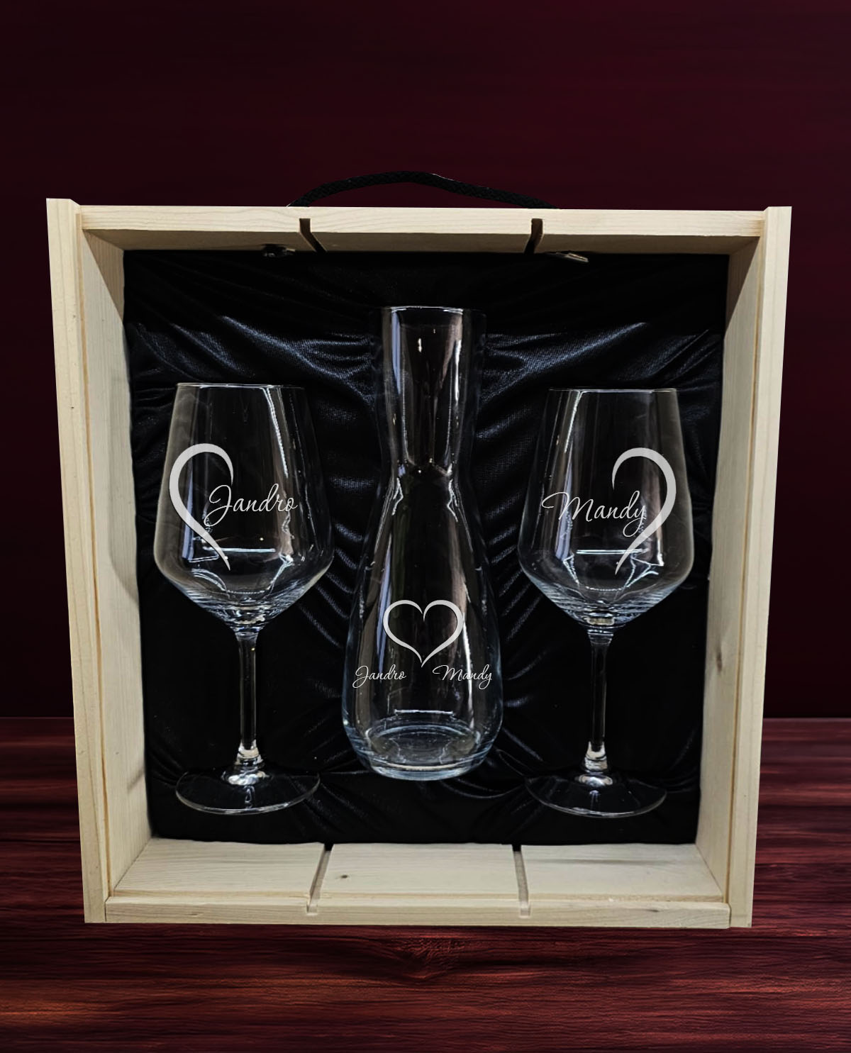 2 Copas de Vino y Decantador con Caja Personalizados Diseño Corazones